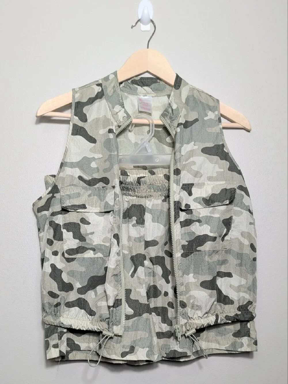 2000s No Boundaries Camouflage Utility Vest & Shorts Set Green Camo Large 11-13